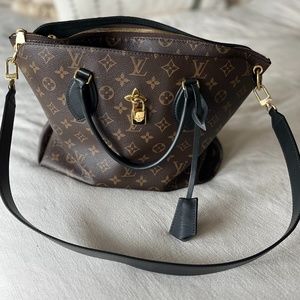 Louis Vuitton Flower zipped tote MM Black